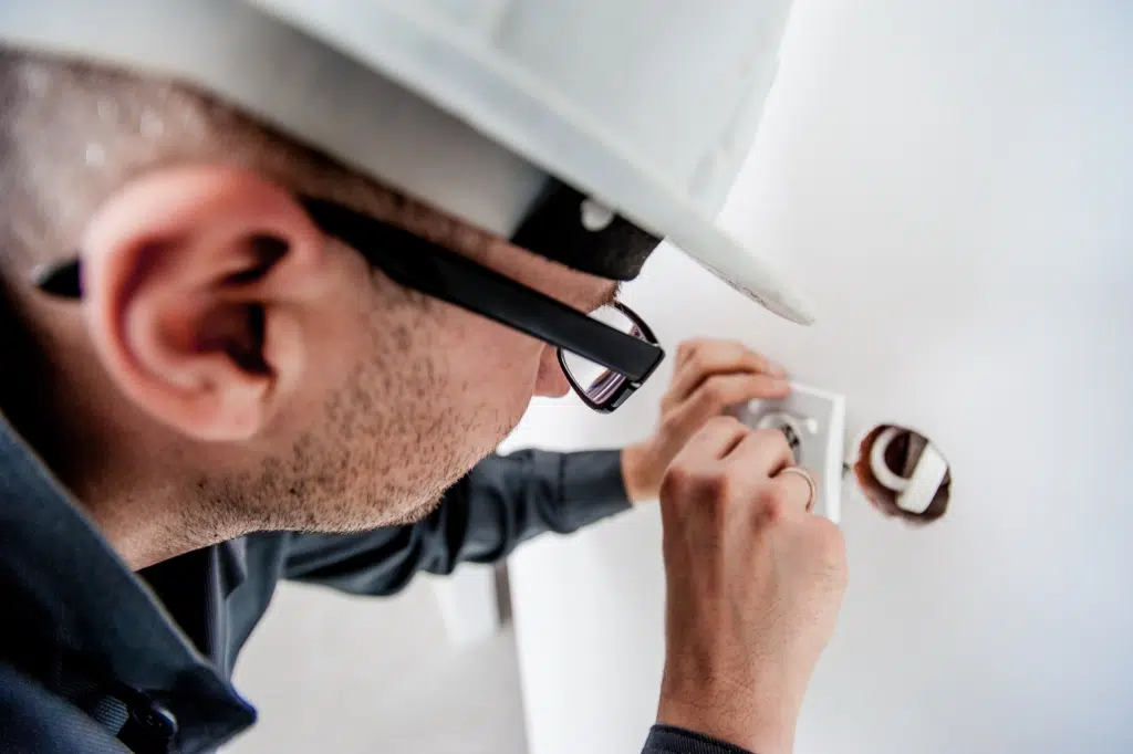 Property Maintenance Operative Level 2